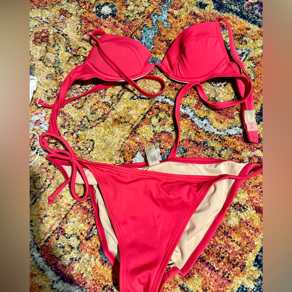 Halter top bikini